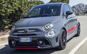 Abarth 695 XSR Yamaha 2017 года